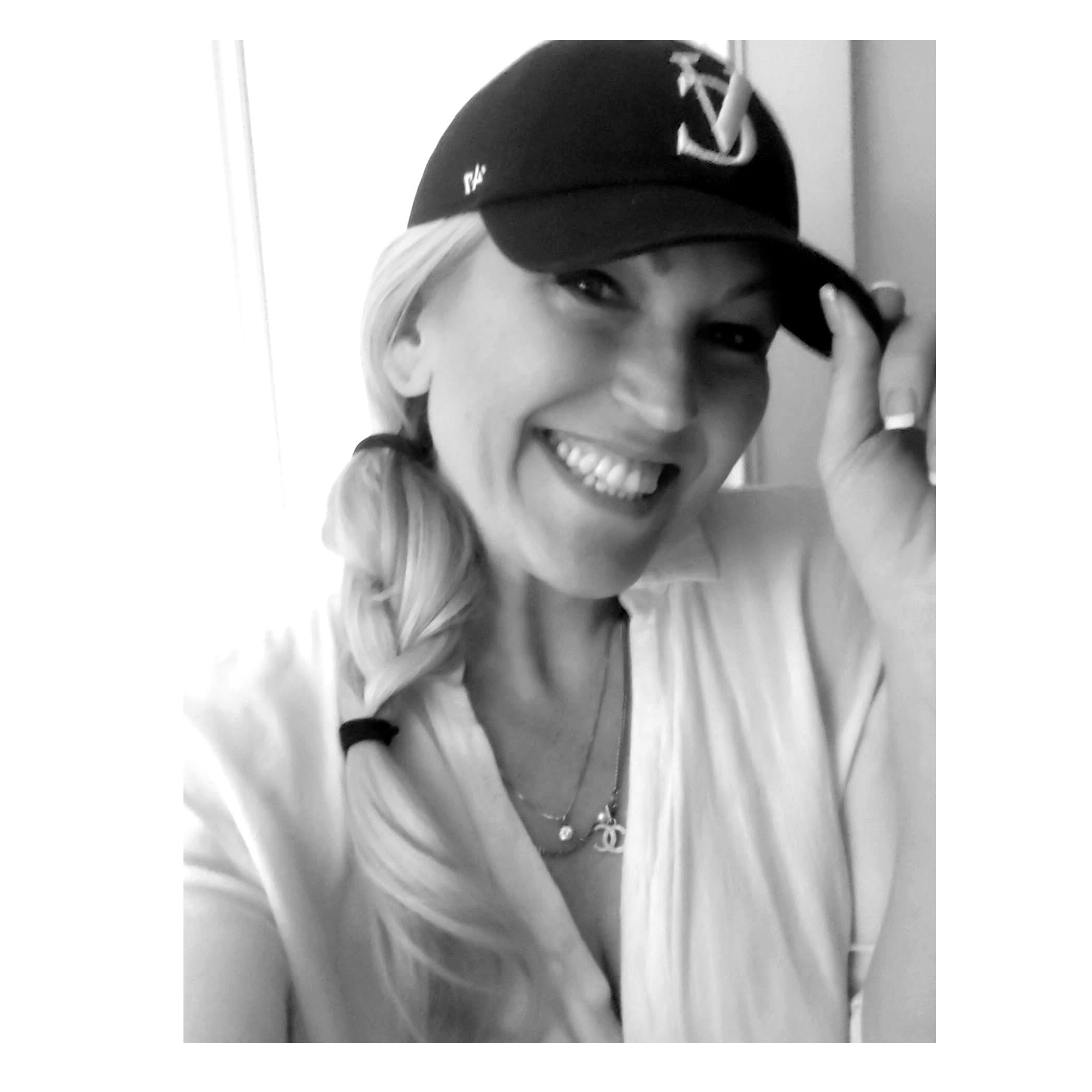 THE ICONIC VC BASEBALL CAP